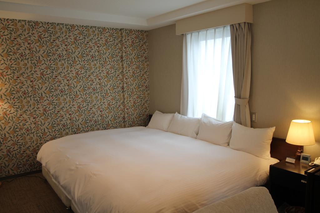 Shizunai Eclipse Hotel Синхидака Экстерьер фото