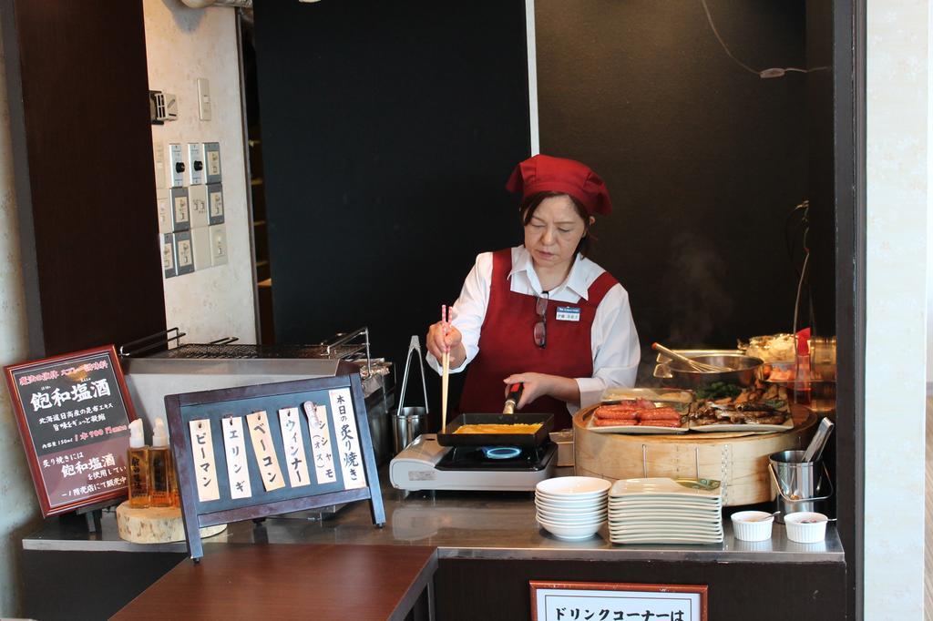 Shizunai Eclipse Hotel Синхидака Экстерьер фото