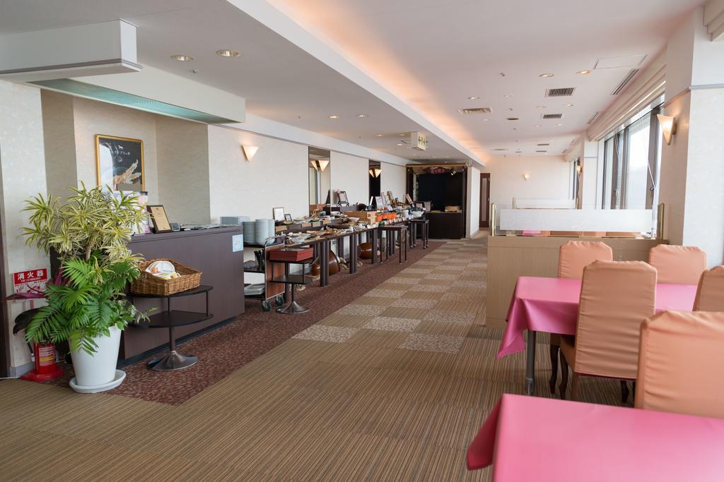 Shizunai Eclipse Hotel Синхидака Экстерьер фото
